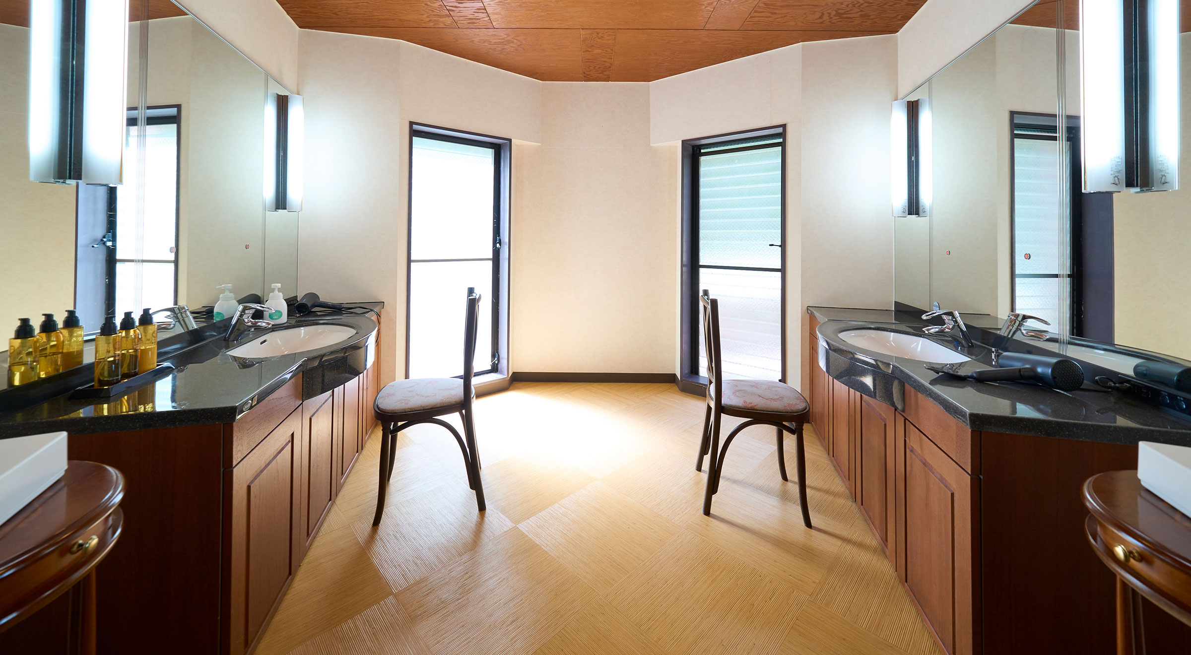 女性用ドレッシングルーム