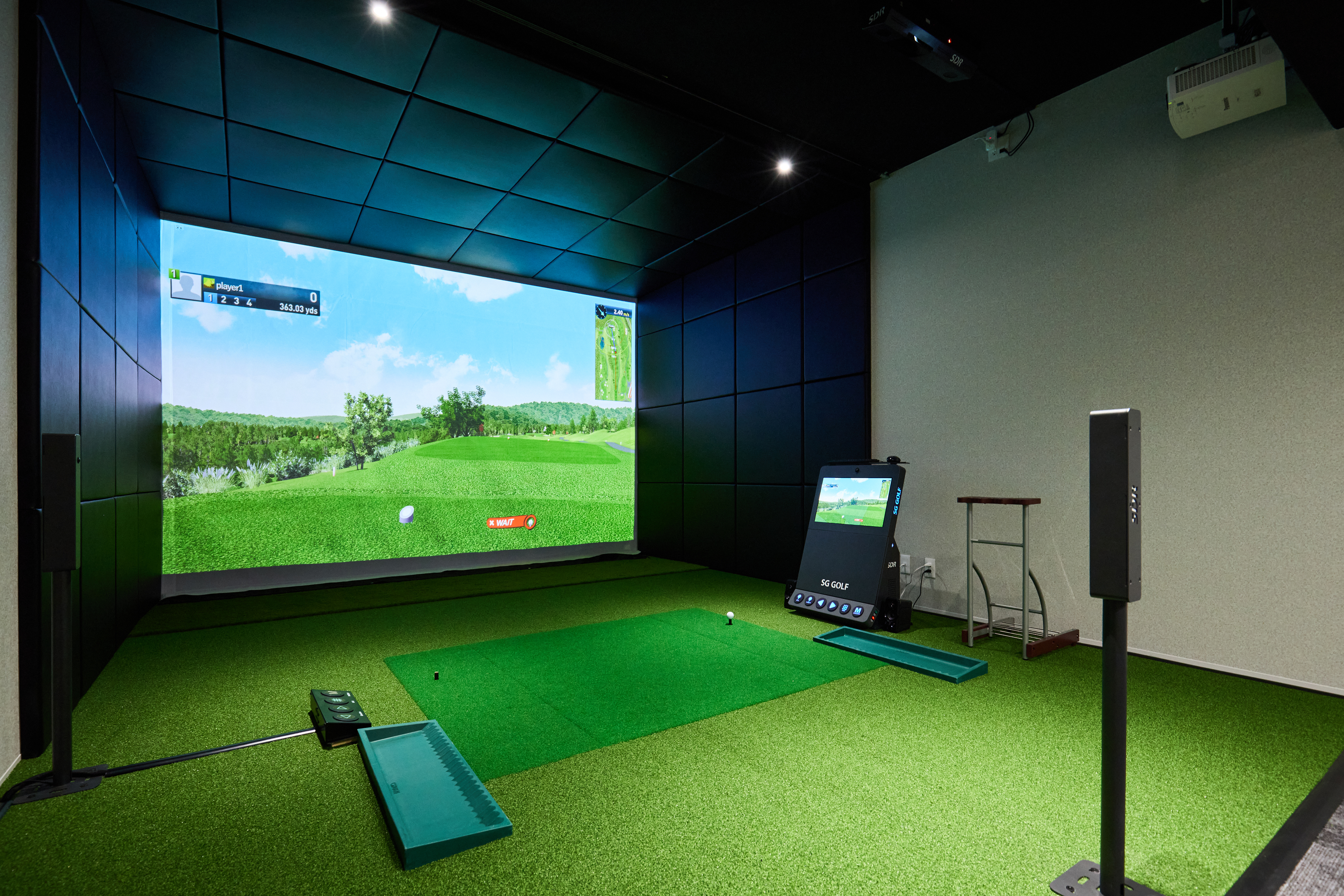 ＜10/6 OPEN＞屋内型ゴルフ施設 INDOOR GOLF STUDIO